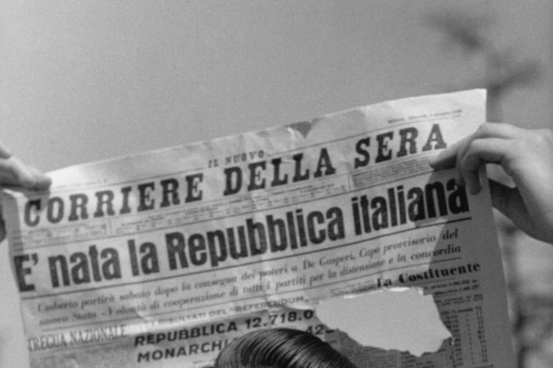 Al Munaf la mostra fotografica 'Donna Repubblica. I giorni del referendum'