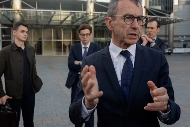 Présidentielle 2027 : pour Bruno Retailleau, une aventure presque sur les traces de François Fillon