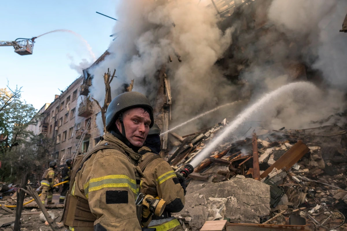 Ukraine war briefing: Putin accused of ‘reckless nuclear brinkmanship’ in Oreshnik missile strike on Kyiv
