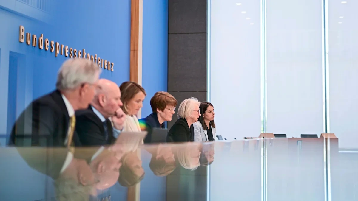 Wirtschaftsweise sagen Sozialabgaben von 50 Prozent voraus – Prognose fast halbiert