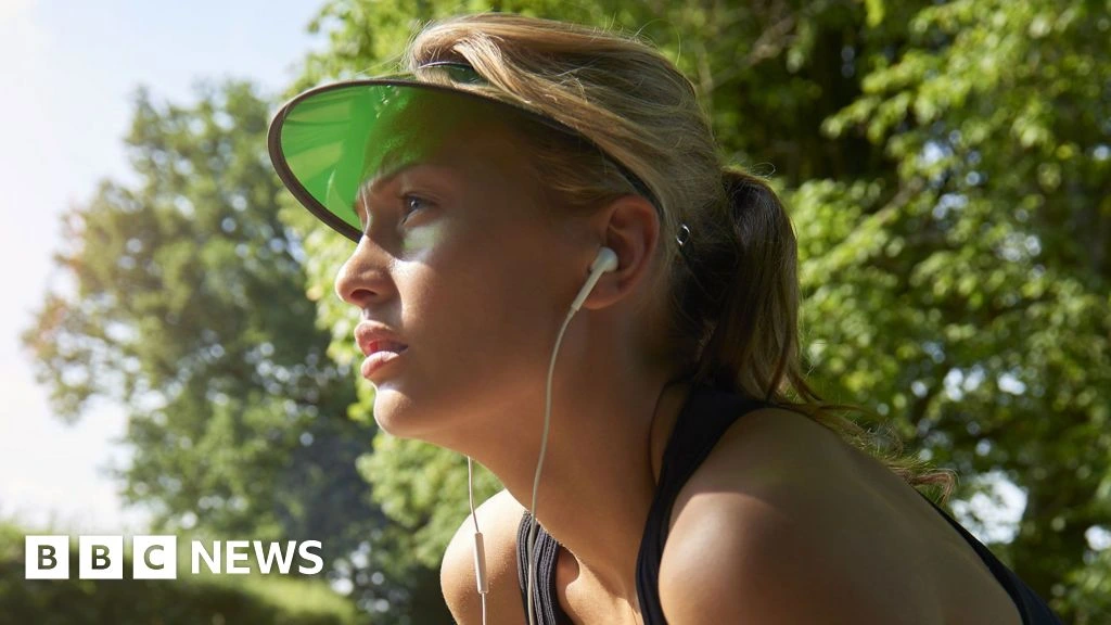 Even young and fit urged to skip runs and too many beers in heatwave