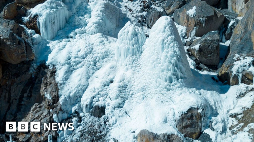 The artificial ice pyramids saving India's mountain villages