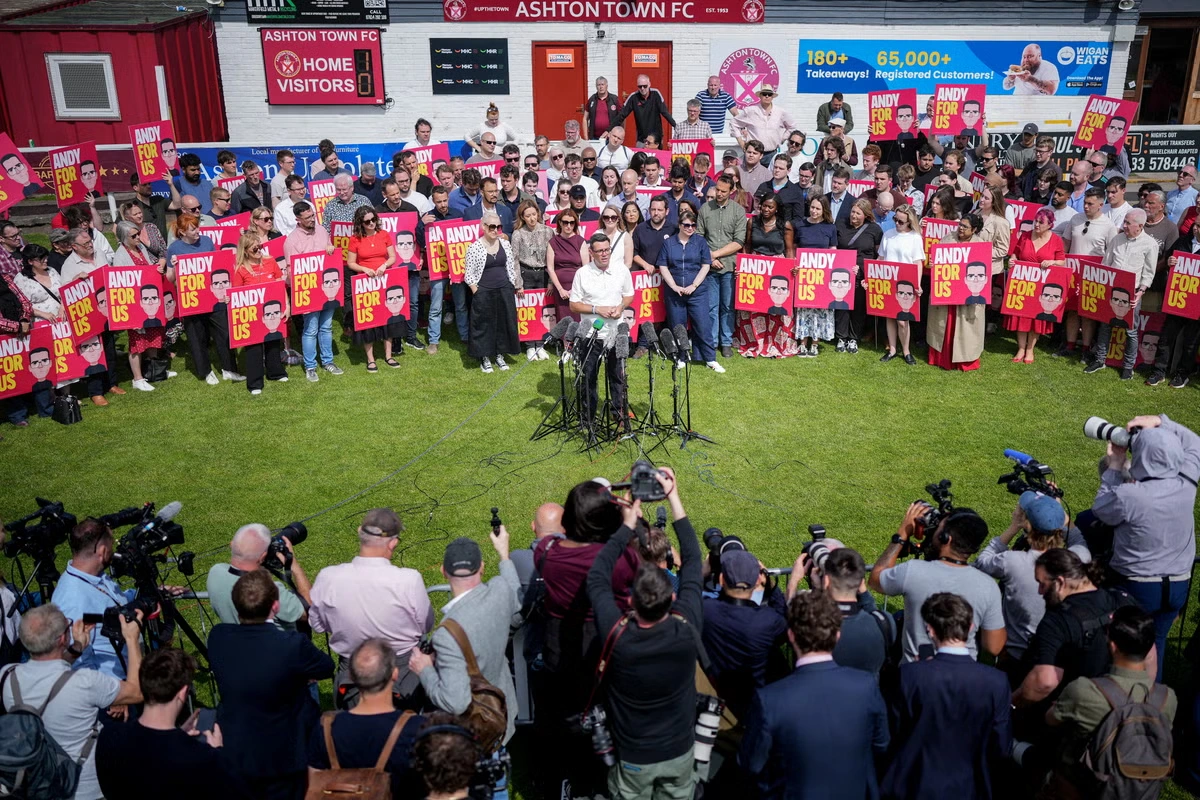 ‘His time has come’: Makerfield voters want Burnham to become prime minister – as long as he doesn’t forget them