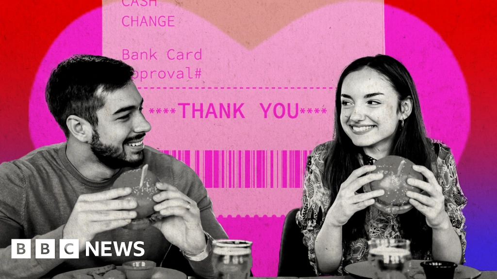 'He hid the a la carte menu': Who should pay on the first date
