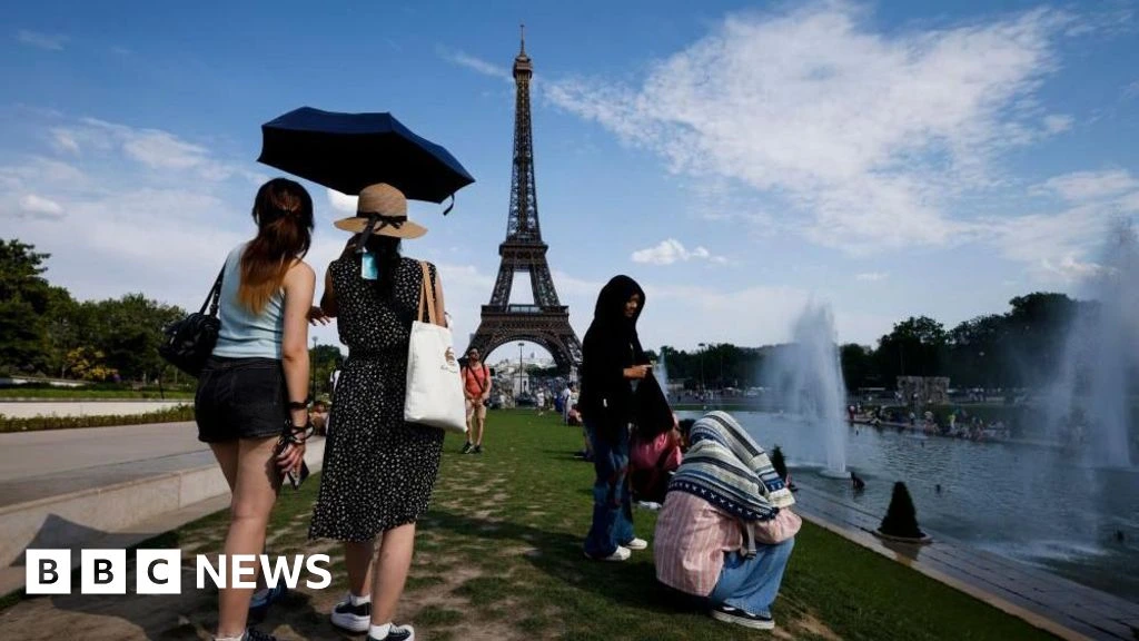 Half of France under red heat alert as alcohol banned at street music festival