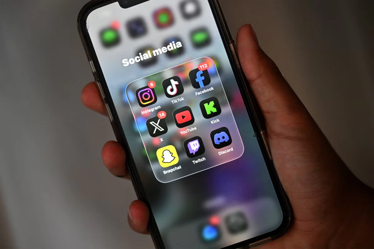 UK could ban under-16s from ‘high risk social media apps’
