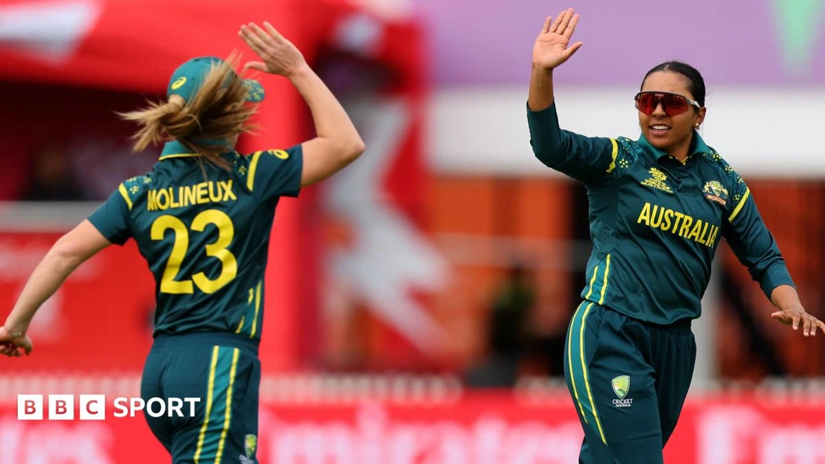 Australia begin World Cup with win over South Africa