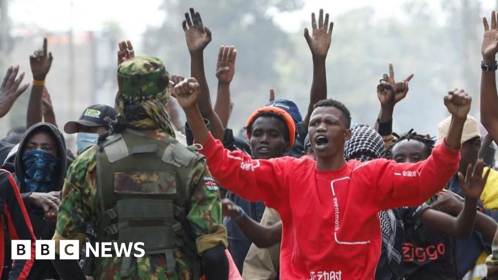 Man reportedly shot at Kenya protest against US Ebola quarantine centre