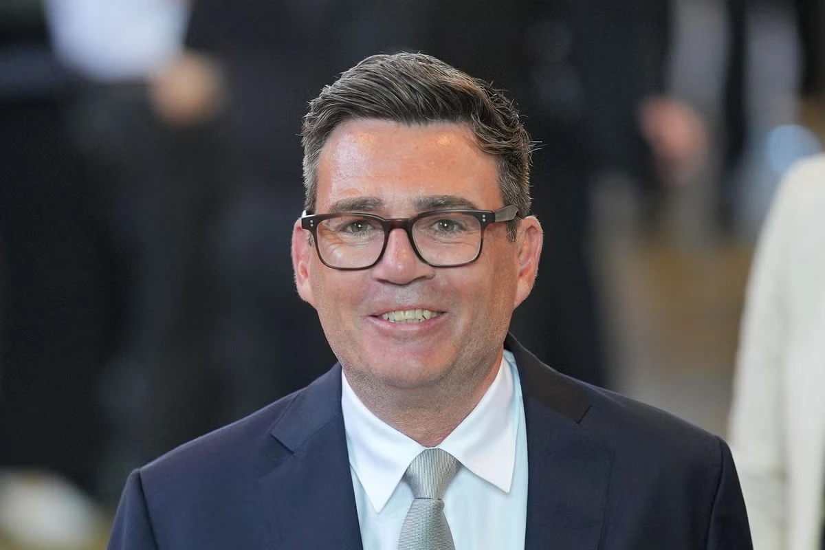 Burnham latest: PM hopeful one step closer to No 10 after Starmer ally rules himself out of leadership race
