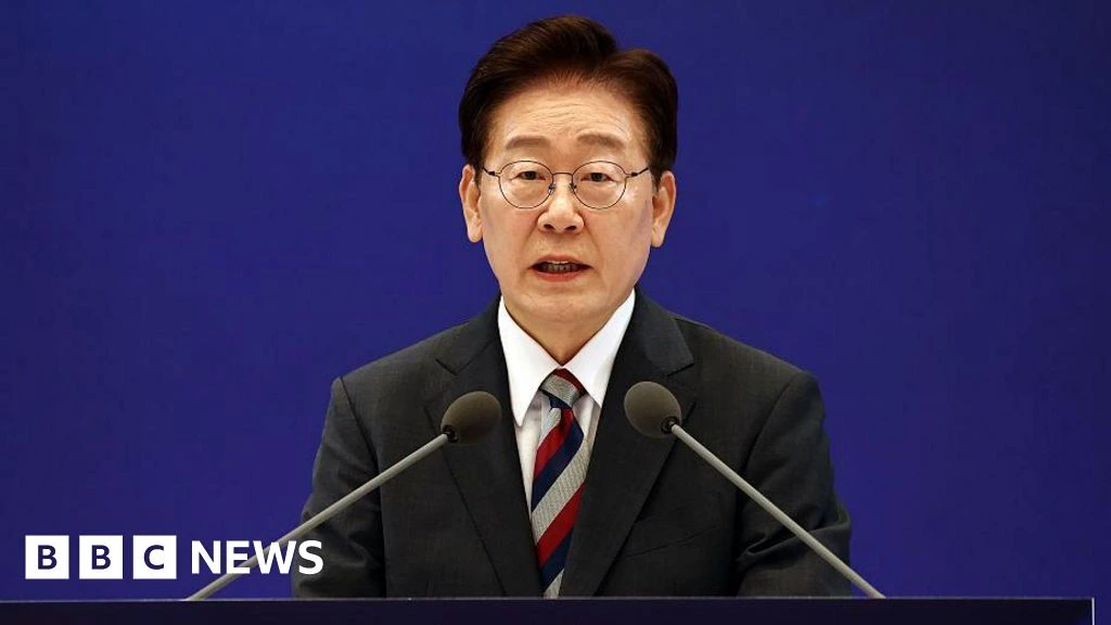 South Korea unveils $1tn chip and AI investment plan