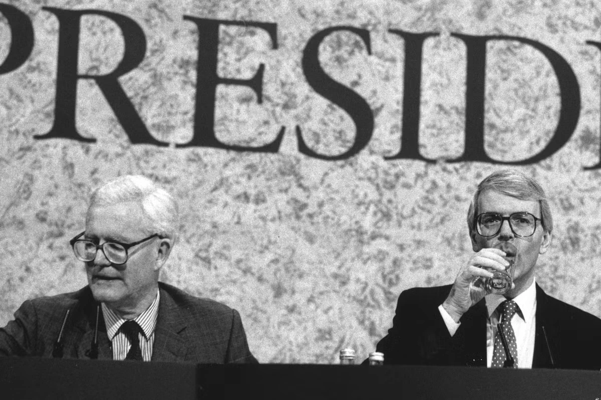 Would it make sense for Britain to rejoin the single market?