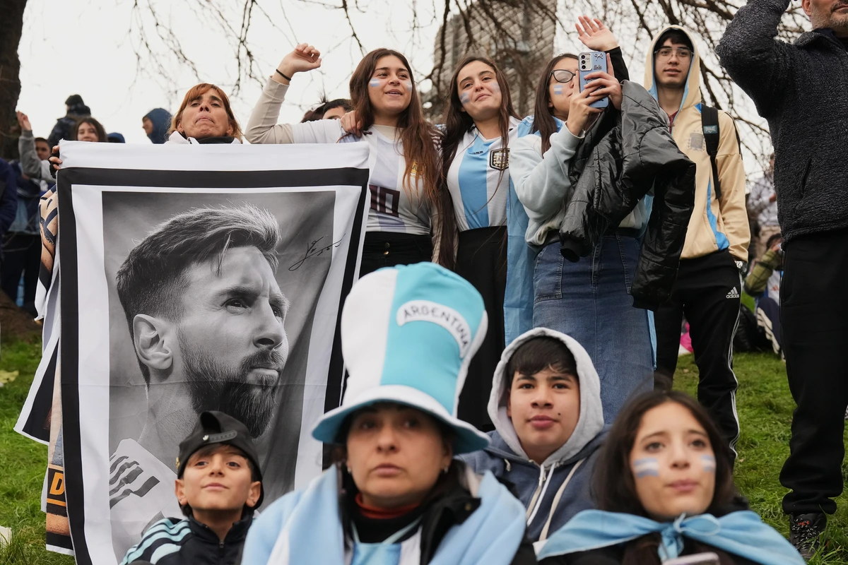El inesperado y amargo momento de Messi: en su casa, en silencio y en medio de una tormenta mundial
