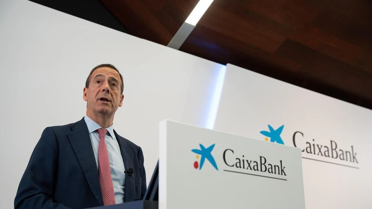 CaixaBank gana 3.203 millones hasta junio, un 8,5 % más, por una mayor actividad comercial