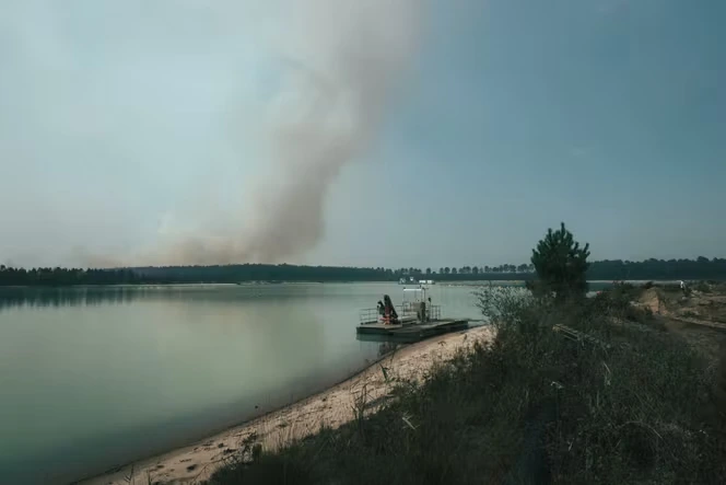 Incendie en Gironde : la défense opiniâtre d’une poudrière militaire face aux flammes