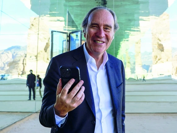 La nuova missione di Xavier Niel: rilanciare la sfida delle telecom europee dopo aver conquistato Vodafone
