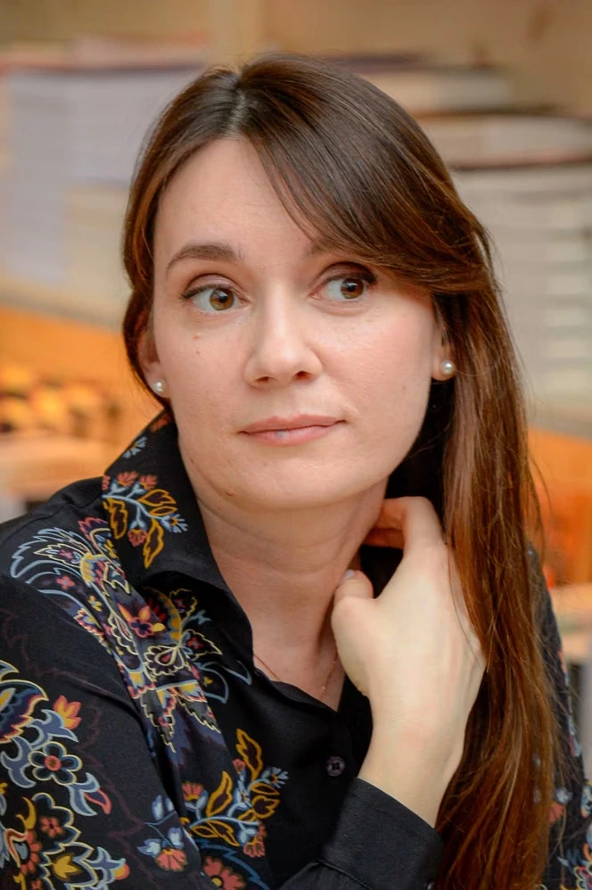 Comment la France en est venue à prendre un arrêté d’expulsion contre la propagandiste russe Xenia Fedorova