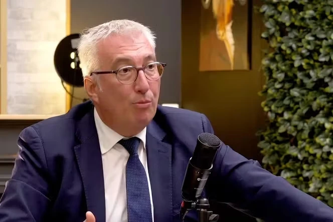 Le maire d’Alès, Christophe Rivenq, exfiltré de son domicile après une nouvelle menace du groupe criminel DZ Mafia