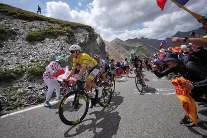 Tour de France 2026 : le jour où Paul Seixas a abandonné ses rêves de podium et où Tadej Pogacar a verrouillé son cinquième sacre