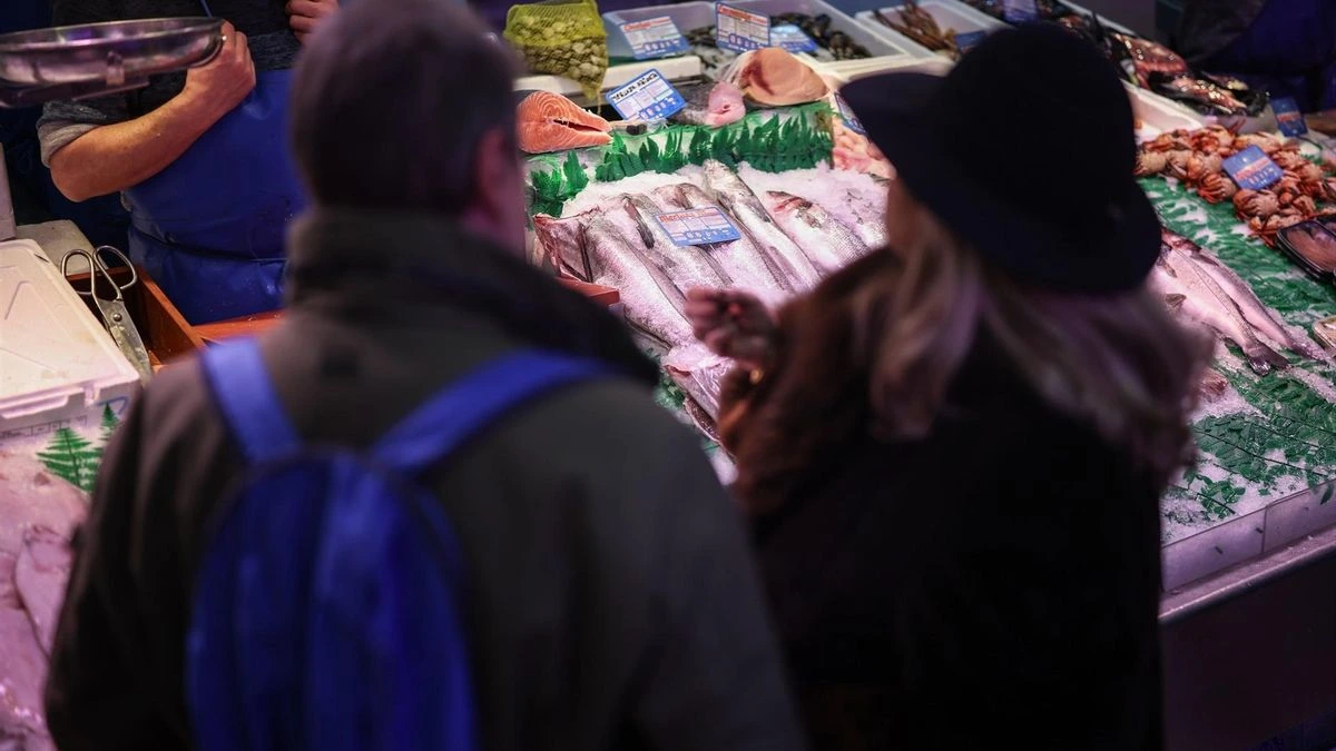 La economía crece el 0,7% en el segundo trimestre, una décima más, por el consumo de los hogares y la inversión