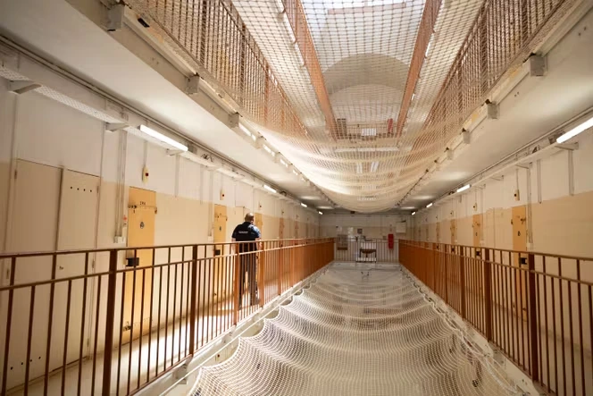 Punaises de lit, cafards, rats… la prison de Fresnes concentre tous les maux du système carcéral français