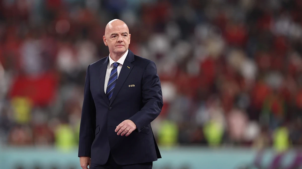 WM: „Verachtung und Einschüchterung“: Fifa-Direktor attackiert Gianni Infantino für WM-Pläne