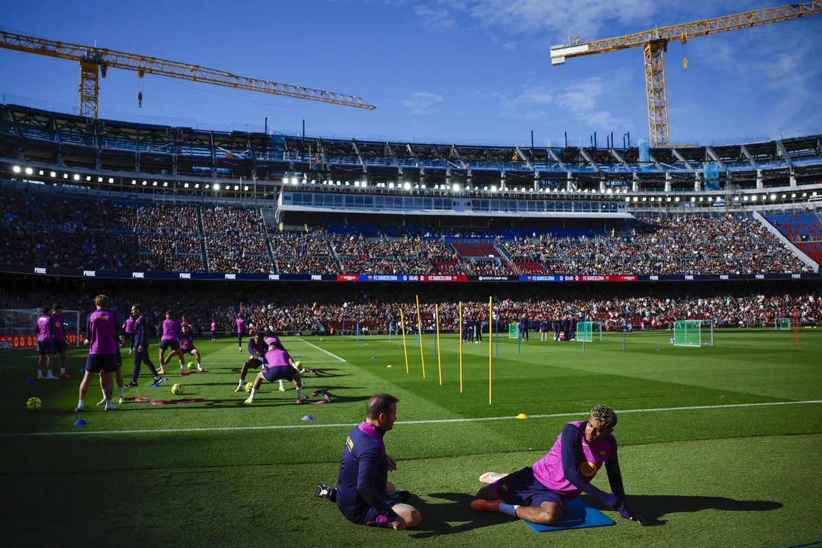 Muere un operario en el primer accidente mortal en las obras del nuevo Camp Nou