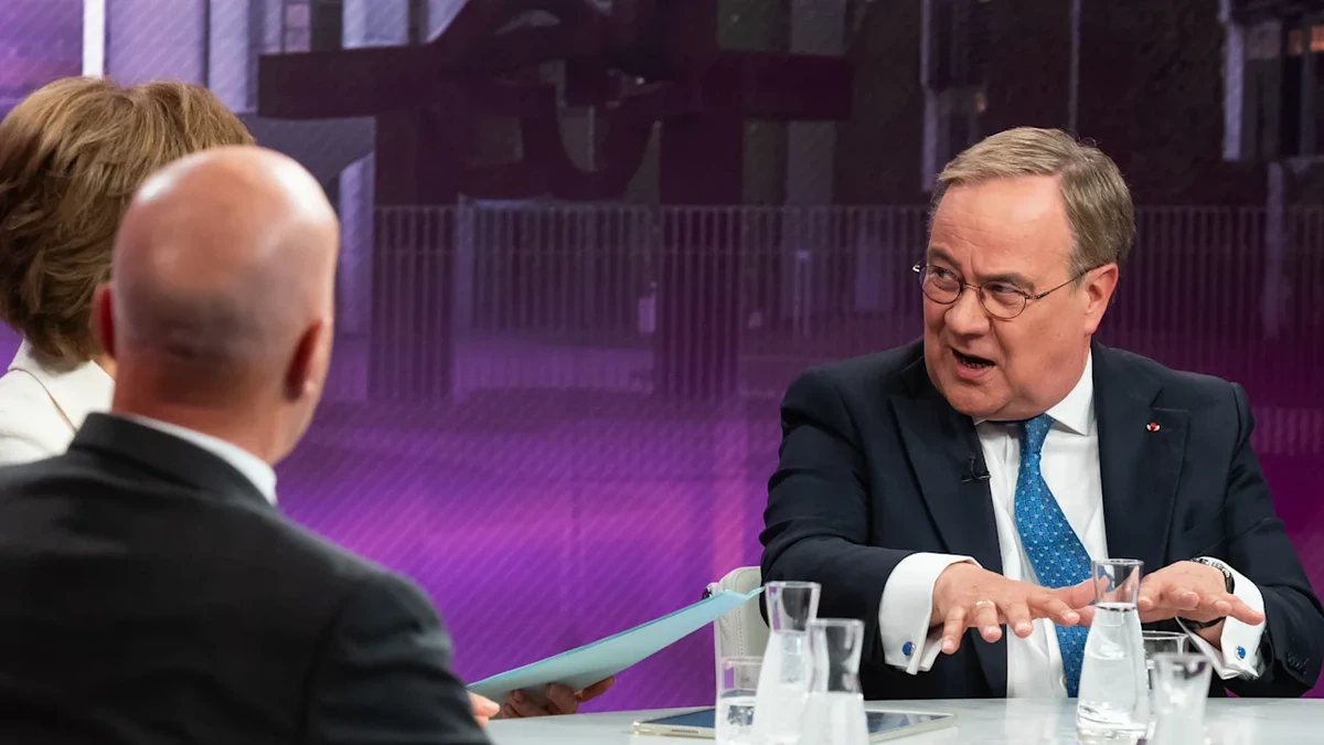 „Sie sind eine Gefahr“: Laschet rastet wegen AfD-Politiker aus