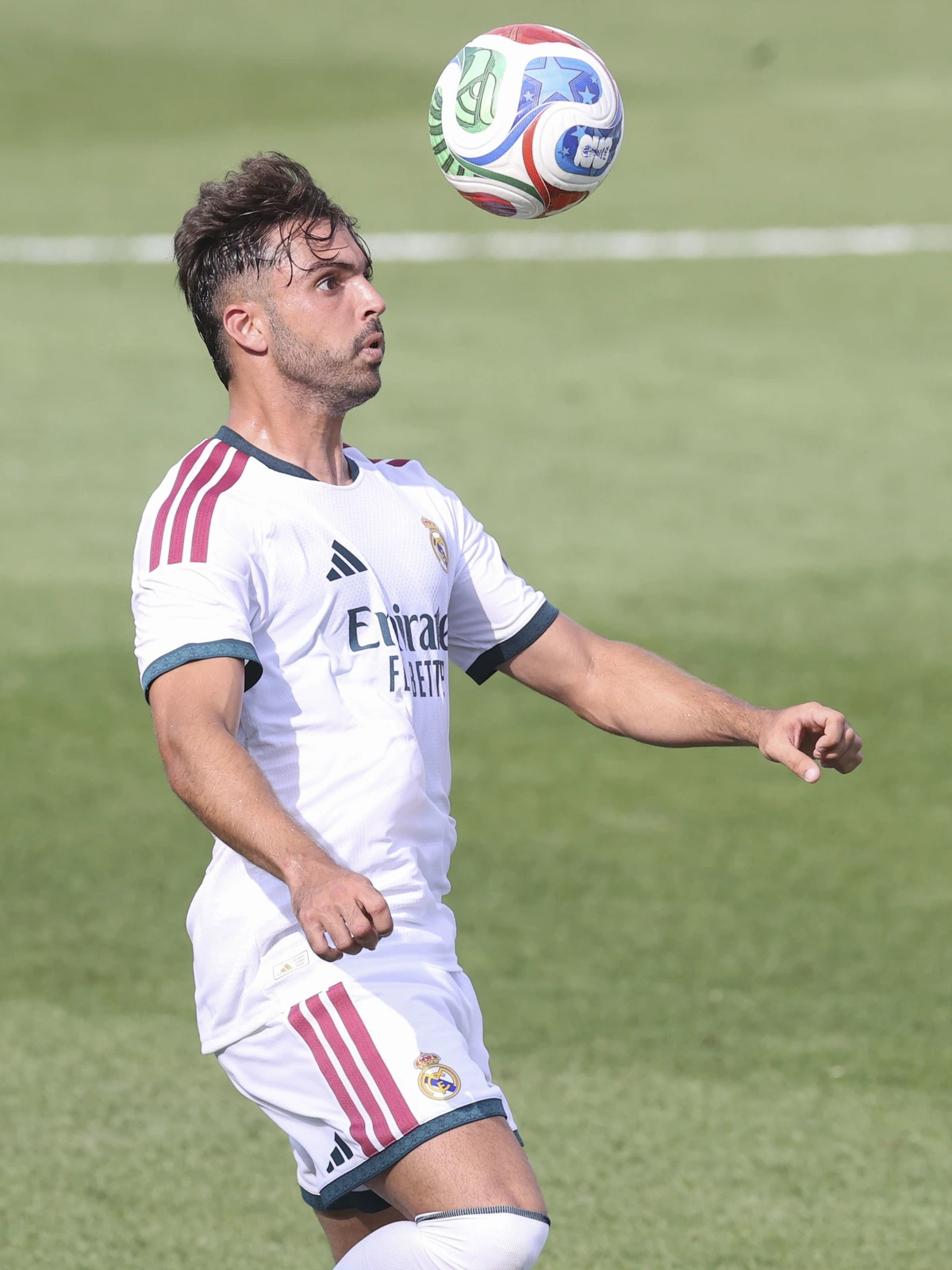 Raúl Asencio, lesionado, estará seis semanas de baja