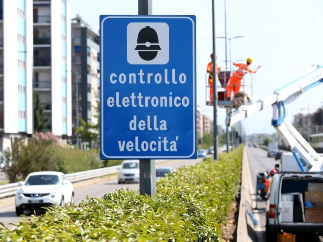 Autovelox: cosa controllare per capire se la multa è valida? E il nuovo decreto cancella le vecchie sanzioni?