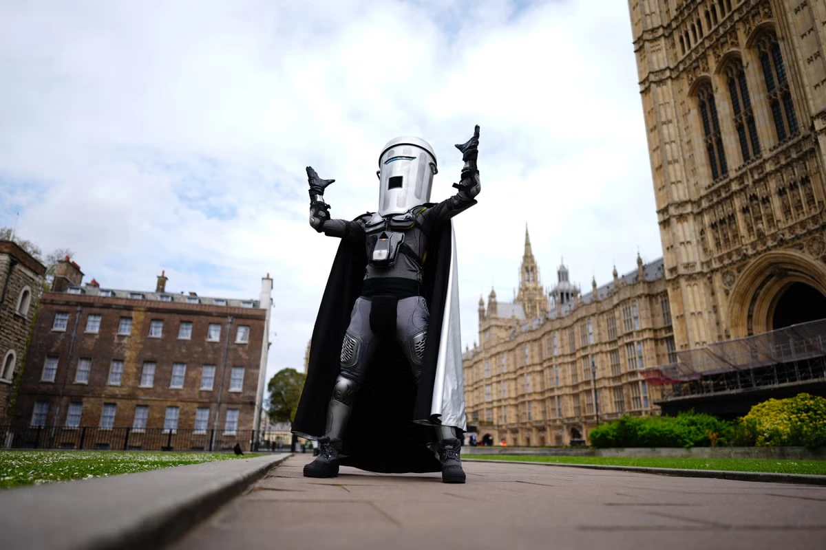 The strange and surprisingly moving story behind Count Binface, the man taking on Farage