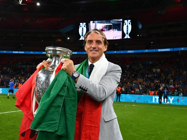 Roberto Mancini: la vittoria agli Europei, la fuga in Arabia, le polemiche e il ritorno