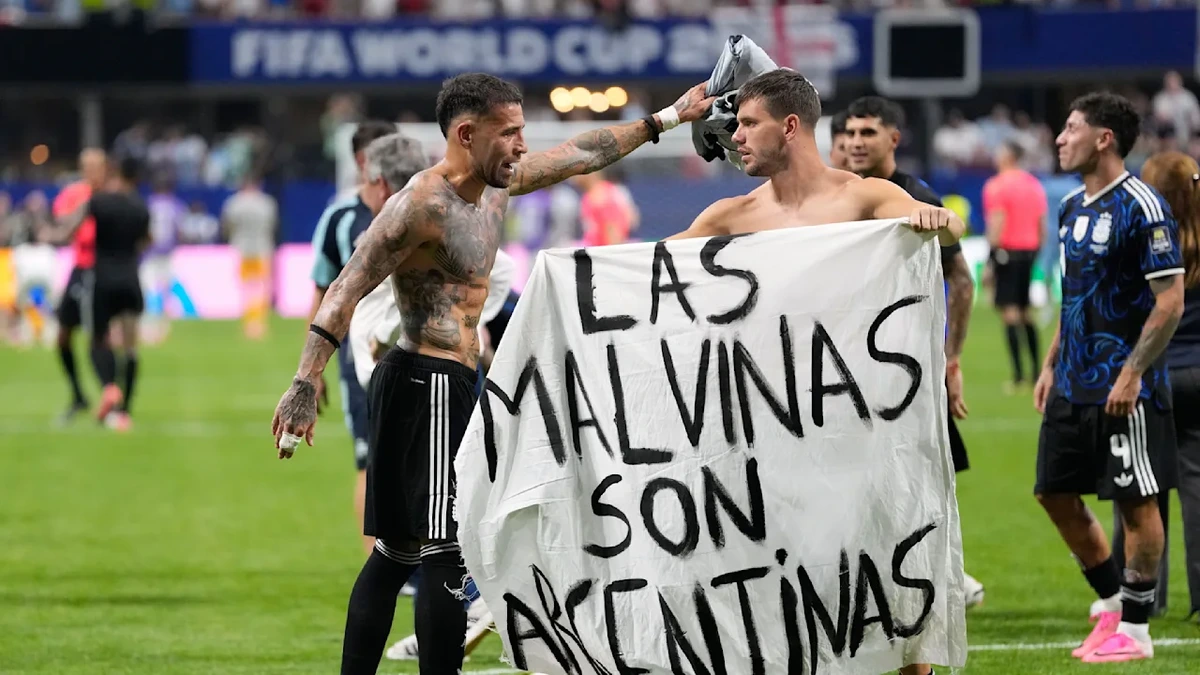 Nach Final-Einzug: Argentinien-Stars rechtfertigen sich für Kriegsplakat