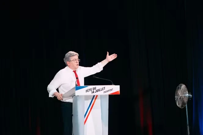 Présidentielle 2027 : Jean-Luc Mélenchon, en meeting en Bretagne, s’adresse aux « enfants » des Jacobins pour défendre ses « écorégions »
