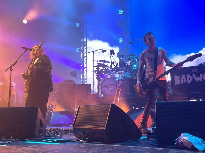 The Cure aligne avec maestria tubes et mélancolie cold wave aux arènes de Nîmes