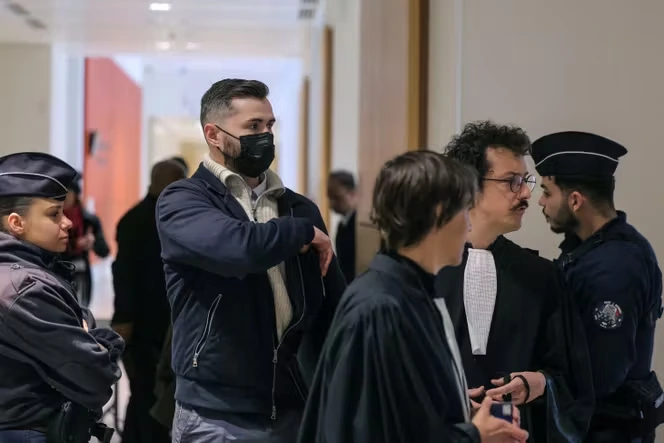 Au procès Athanor, 17 des 22 accusés condamnés, les peines les plus lourdes pour les deux fondateurs et pour un exécutant de l’officine criminelle