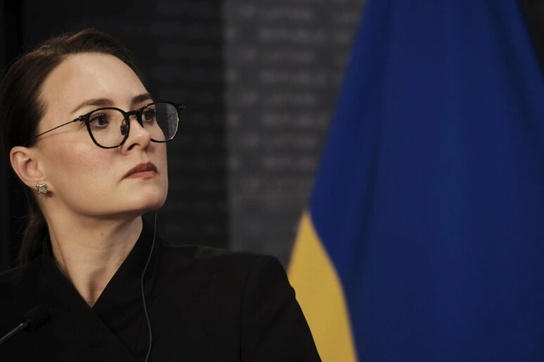 Zelensky annuncia un rimpasto di governo e sostituisce il primo ministro
