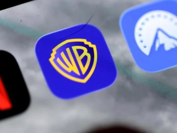 Paramount-Warner, la maxi fusione da 110 miliardi congelata: la sfida sulla concorrenza arriva in tribunale