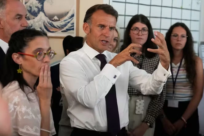 Protection de l’enfance : Emmanuel Macron promet le financement de sept nouveaux centres de soins