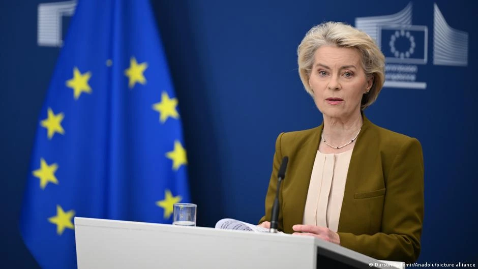 UE acuerda nuevas sanciones a Rusia con tope al petróleo