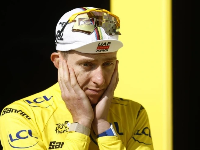 Bufera controlli sul Tour de France, adesso le squadre minacciano: «Non paghiamo l'antidoping»