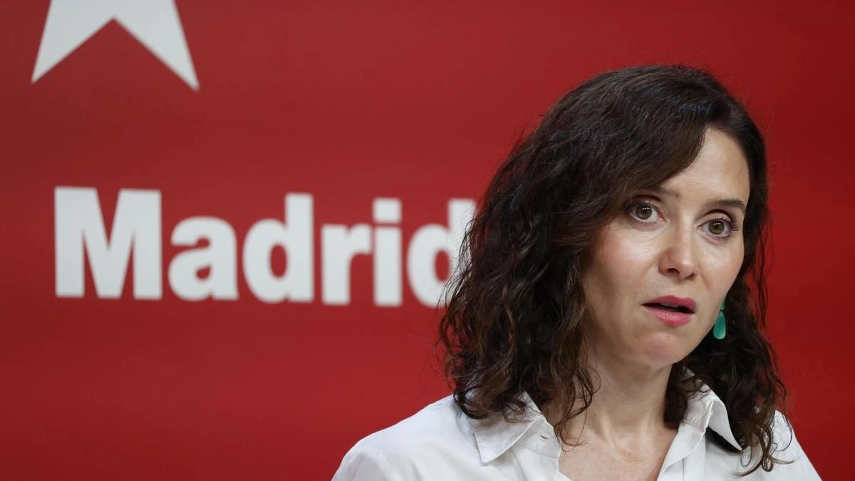 Ayuso se enreda con otro ático: desinformación y ataques a la prensa para responder al nuevo escándalo