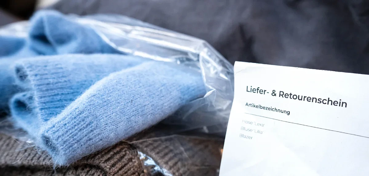 Große Unternehmen dürfen unverkaufte Kleidung nicht mehr vernichten