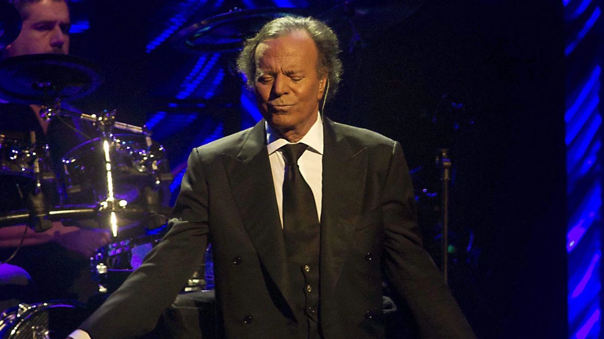 Las Federaciones Internacional y Europea de Periodistas se solidarizan con elDiario.es ante la querella de Julio Iglesias