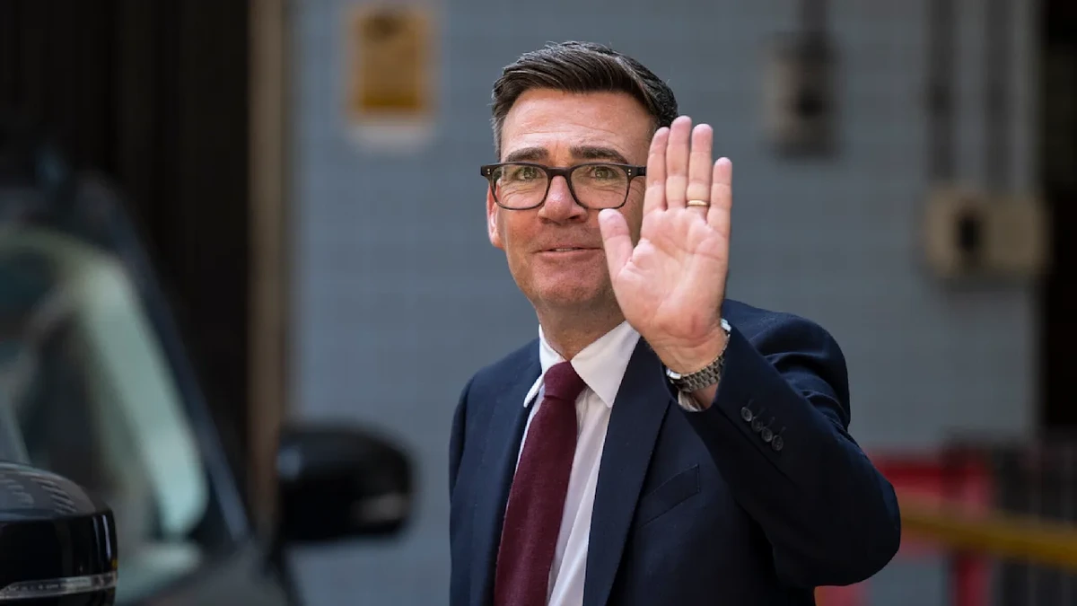 Andy Burnham wird neuer Premier: 10 Fakten über den neuen Briten-Premier