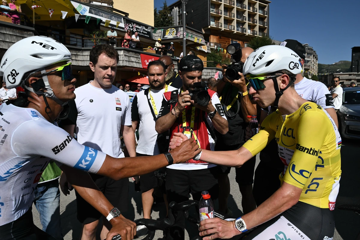 Pogacar, entre el reto del Alpe d'Huez y la preocupación por la enfermedad: "Si los compañeros no se recuperan..."