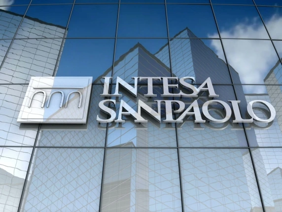 Intesa Sanpaolo premiata come migliore Investment bank in Italia
