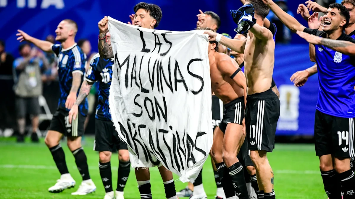 WM: Trump-Vertrauter verteidigt Argentiniens Kriegsplakat: „Hat das Recht ...“