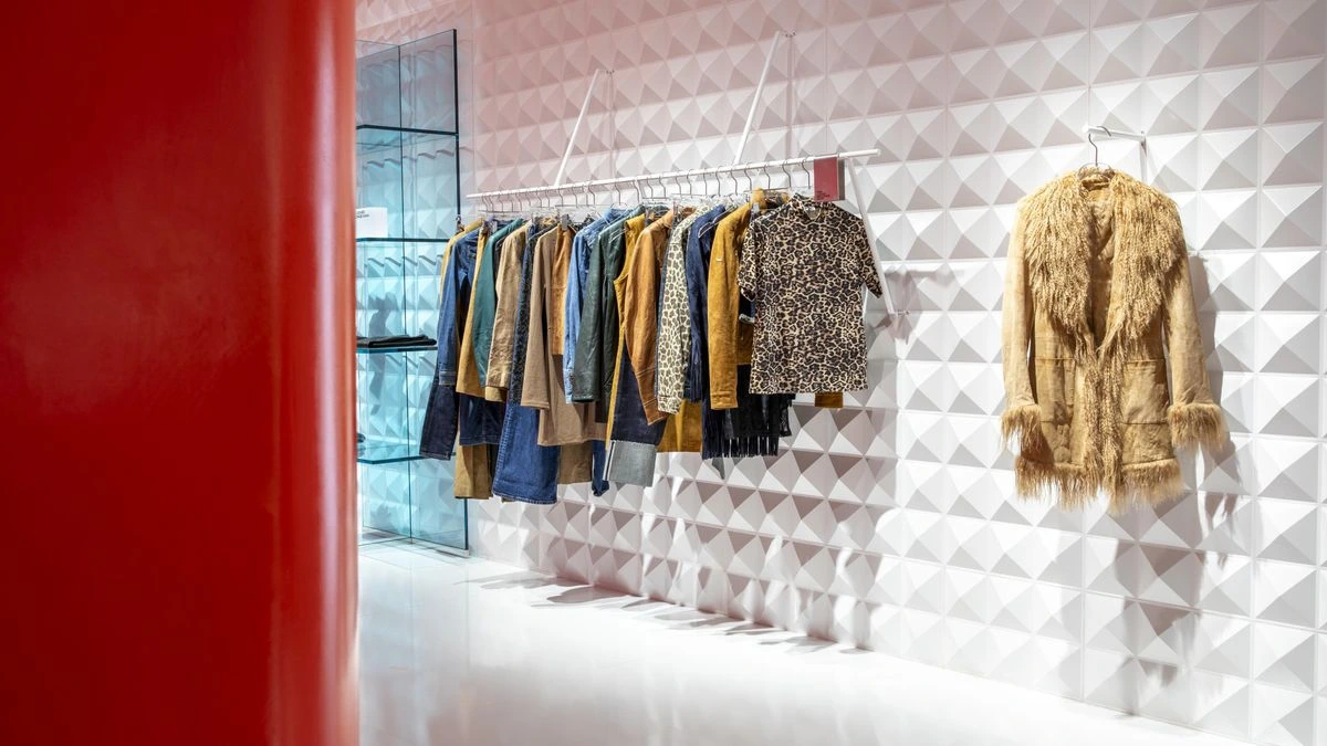 La Audiencia Nacional exige a H&M que deje de revisar los bolsos de su plantilla por suponer una invasión de la intimidad