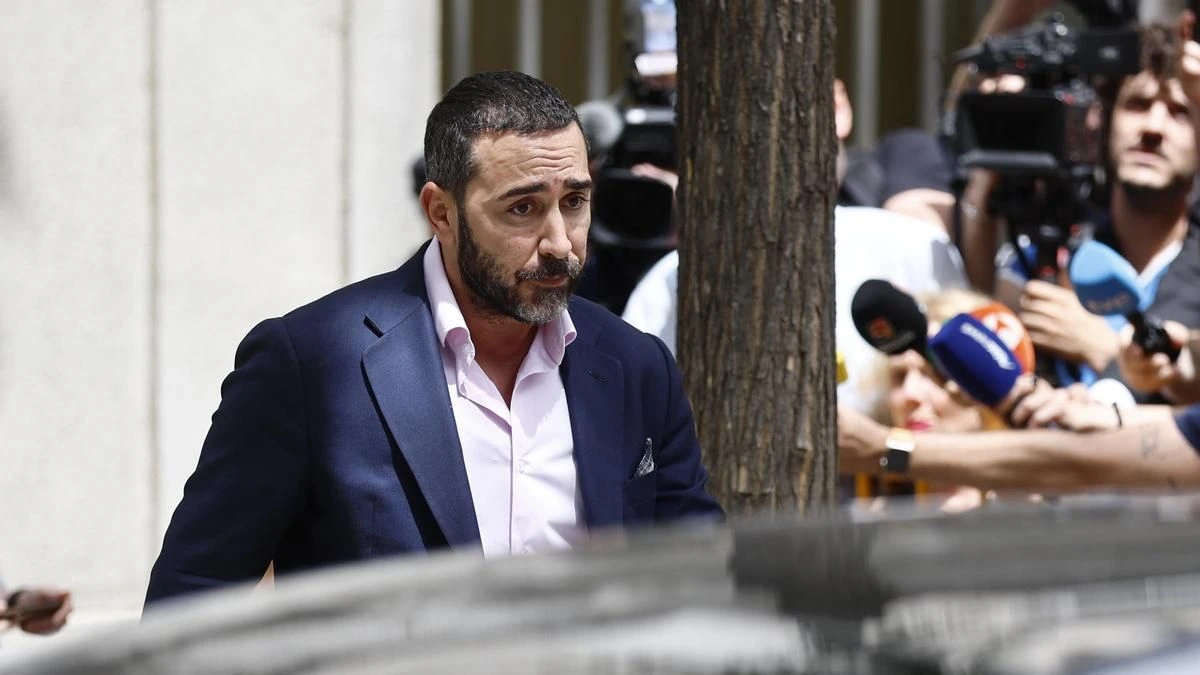 Aldama contesta con nuevos bulos a la demanda por difamación del ministro Bolaños
