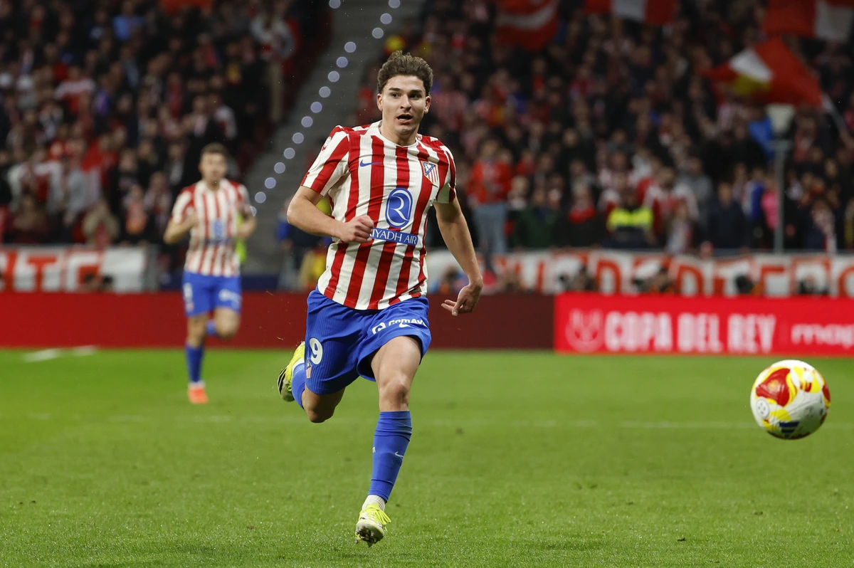 La Federación abre expediente disciplinario al Barça por el caso de Julián Álvarez